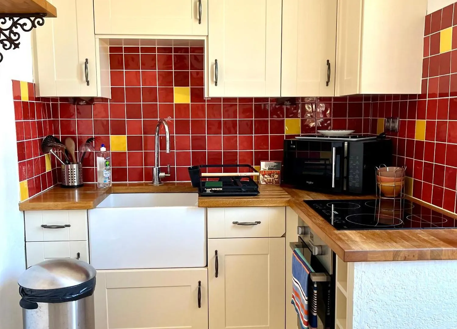 Vacances Bord De Mer - Appartement Sanary Sur Mer 0*, Sanary-sur-Mer